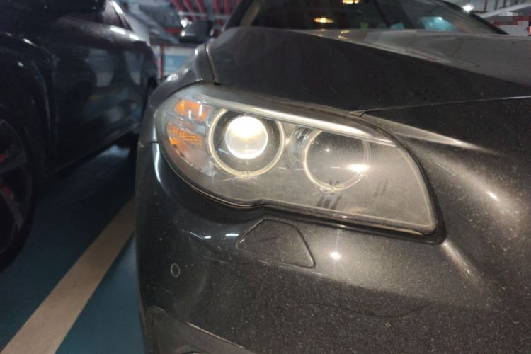 Used BMW 5 Series 2014 520Li Elegant Model Right Front Headlight