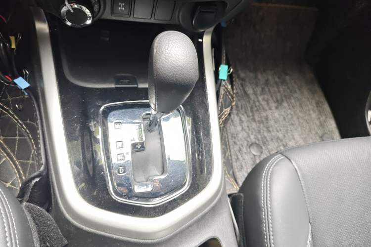 Used Nissan Terra 2020 2.5L XL Upper 4WD Automatic Four-Wheel Drive Luxury Edition Gear Lever
