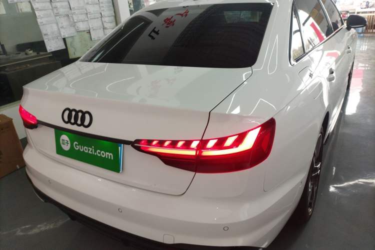 Used Audi A4L 2022 40 TFSI Luxury Dynamic Model