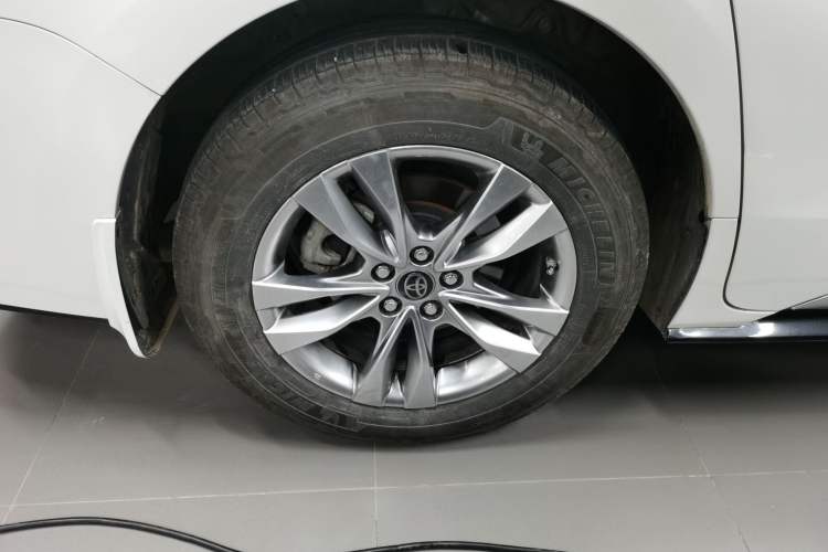 Used Toyota SIENNA 2021 2.5L Hybrid Platinum Edition
