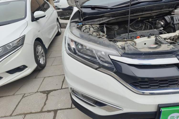 Used Honda CR-V 2016 2.0L Two-Wheel Drive Classic Edition