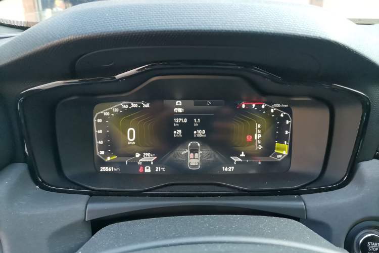 Used Lynk & Co 02 Hatchback 2022 2.0TD Pro