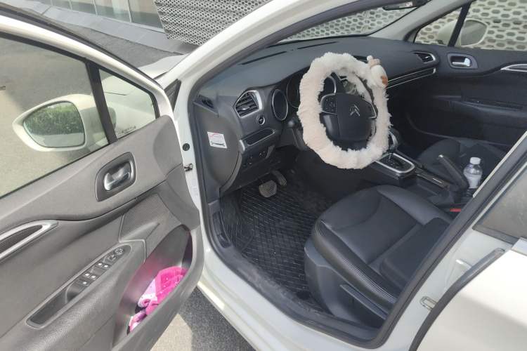 Used Citroen C4L 2013 1.8L Automatic Jingzhi Edition
