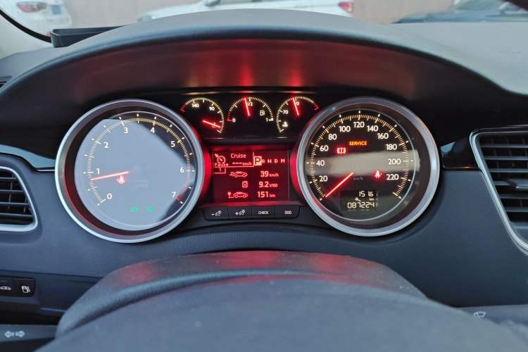 Used Peugeot 508 2013 2.0L 2nd Anniversary Edition Automatic Smart Enjoyment Version
