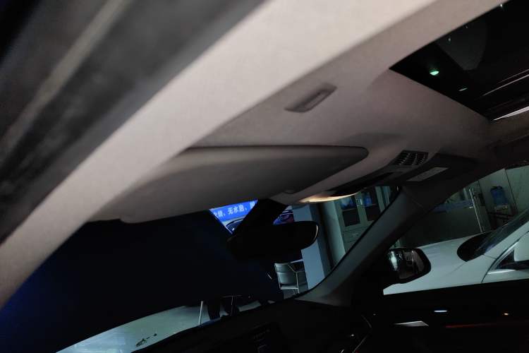 Used BMW X1 2020 sDrive25Li Leading Model
