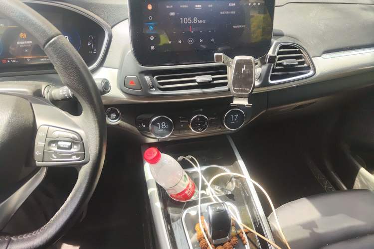 Used EXEED TX 2020 1.6T Two-Wheel Drive Star Edition Audio And AC Panel