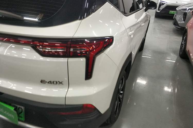 Used SOL E40X 2021 Silver Armor Edition