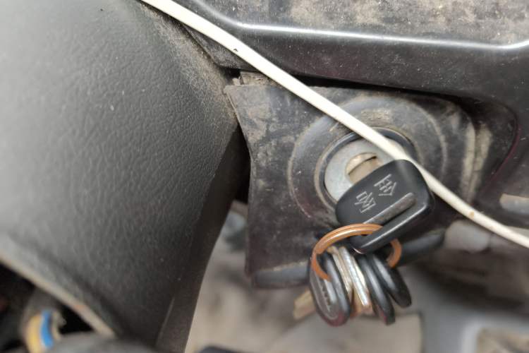 Used Jinbei Hiace 2020 2.0L Xiangyun Series Luxury Van High Roof China VI Standard Model 1TZS Vehicle Key