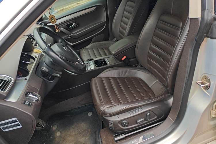 Used Volkswagen FAW-Volkswagen CC 2016 1.8TSI Luxury Model