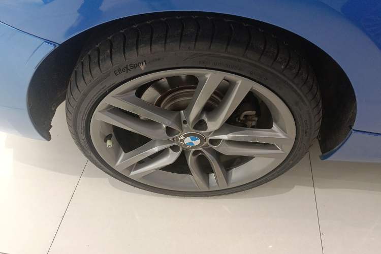 Used BMW 2 Series 2018 225i Convertible Coupe M Sport Edition Exterior 4