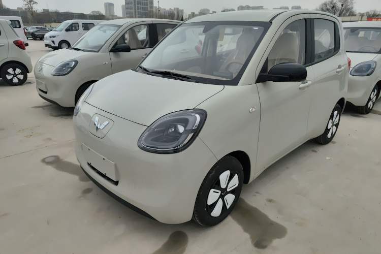 Used Wuling Hongguang MINIEV 2025 Four-Door Version Advanced Edition
