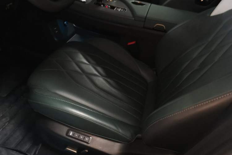 Used JETOUR Shanhai Shanhai L9 2024 1.5TD 2DHT Max 7-Seater
