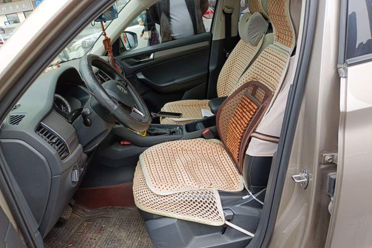 Used Skoda Kodiaq 2018 Facelifted TSI330 5-Seater Two-Wheel-Drive Comfort Edition
