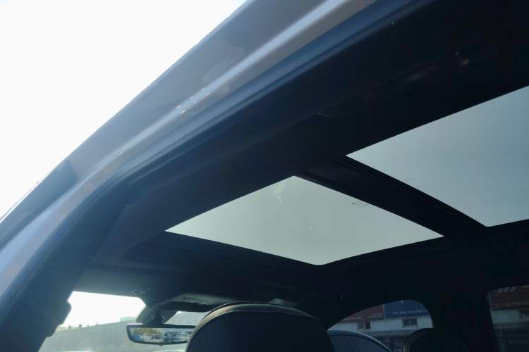 Used Cadillac XT4 2020 28T Two-Wheel-Drive Leading Version