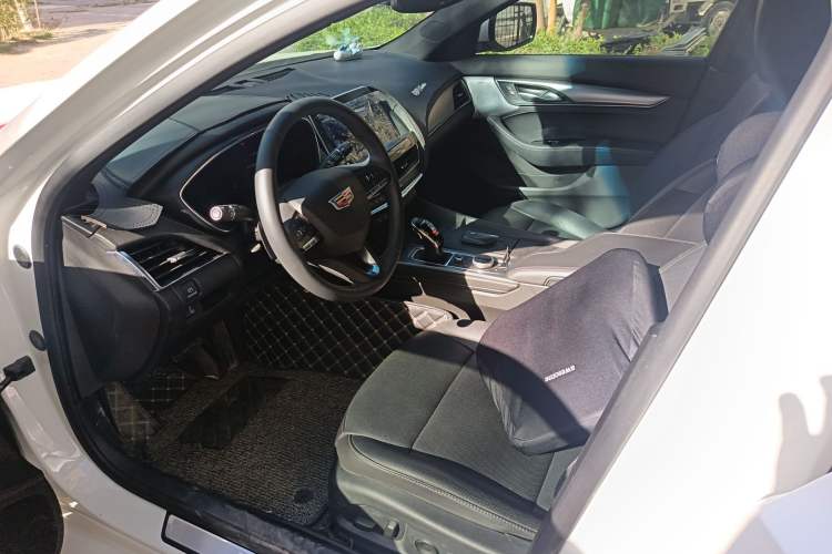 Used Cadillac CT5 2023 28T Luxury Edition (Standard Version) Left Front Seat