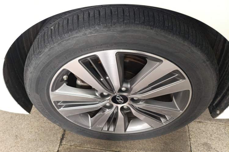 Used Hyundai Mistra 2016 1.8L Automatic Deluxe DLX Model
