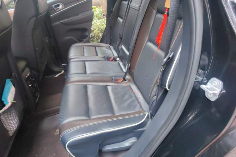 Used Jeep Grand Cherokee 2017 3.6L Luxury Navigation Edition
