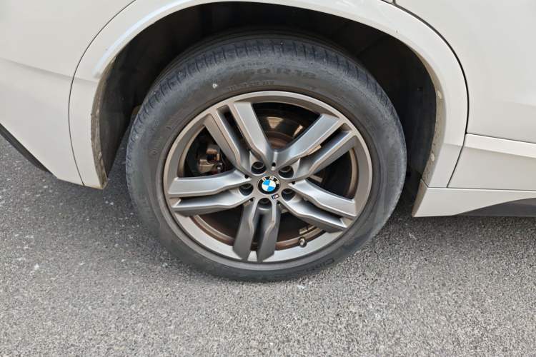 Used BMW X2 2021 Restyled sDrive25i M Sport Package Right Rear Wheel Hub