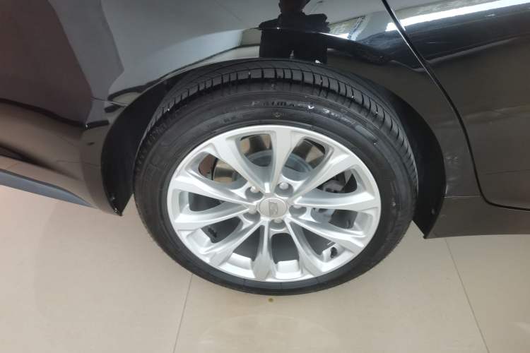 Used Cadillac CT5 2022 28T Luxury Version (Standard Edition) Right Rear Wheel Hub