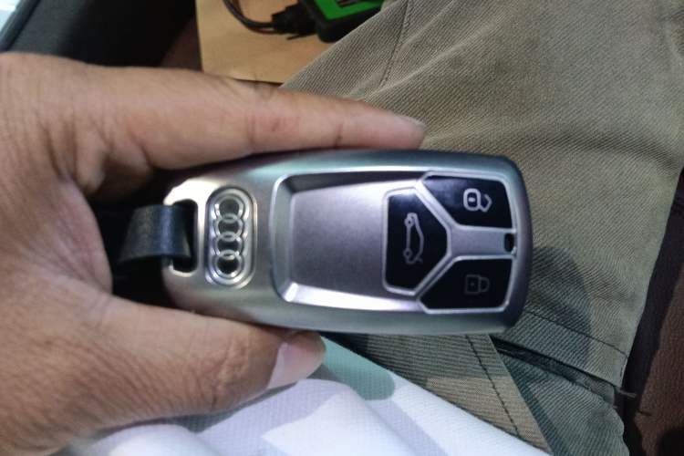 Used Audi A4L 2018 30th Anniversary Edition 40 TFSI Fashion Model
