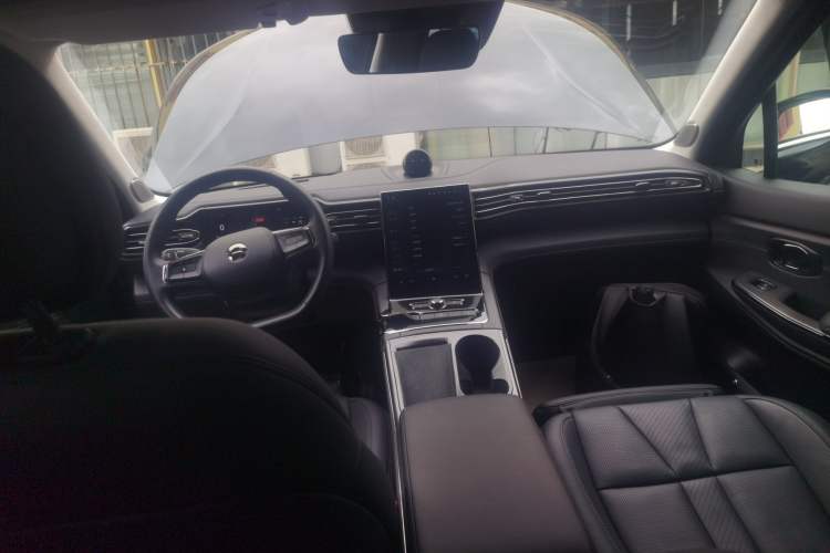 Used Nio ES8 2020 415 km Signature Edition 6-Seater Version
