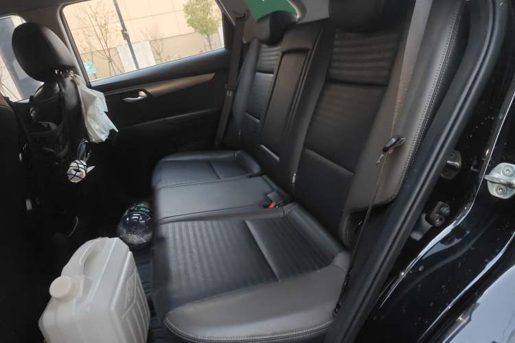 Used Kia Sportage R 2018 2.0L Automatic Smart Luxury Version China V Standard Left Rear Seat