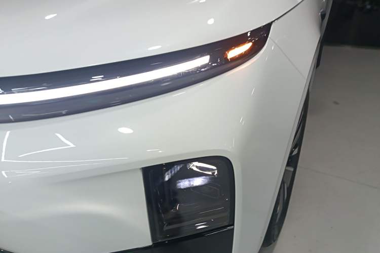 Used Li Auto L6 2025 Max Smart Refresh Edition Left Front Headlight