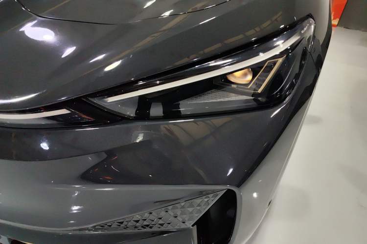 Used Volkswagen ID.UNYX 2024 Revised Pro Long-Range Version
