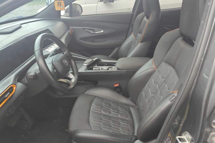 Used CHANGAN UNI-T 2022 2.0T Prestige Version Left Front Seat