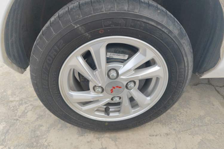 Used Wuling Hongguang MINIEV 2020 Lite Version Lithium Iron Phosphate Right Rear Wheel Hub