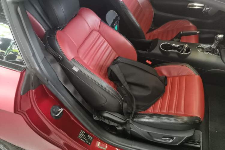 Used Ford Mustang 2015 2.3T Automatic U.S.-Spec Version