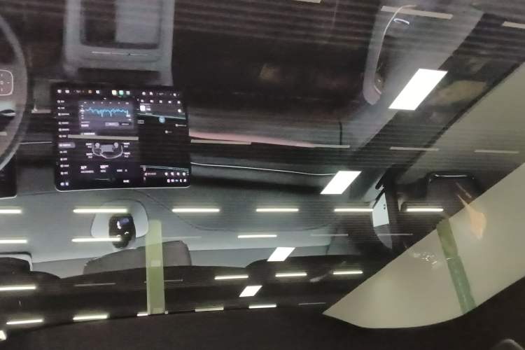 Used Nio EC6 2025 75 kWh