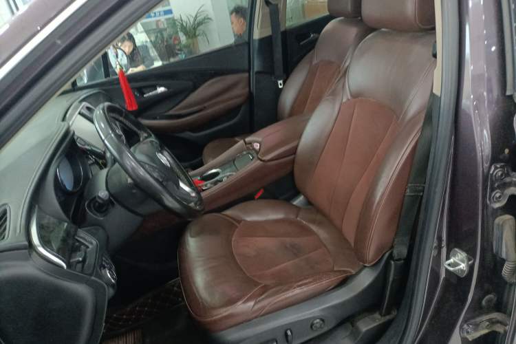 Used Buick Envision 2016 20T Two-Wheel-Drive Elite Model Left Front Seat