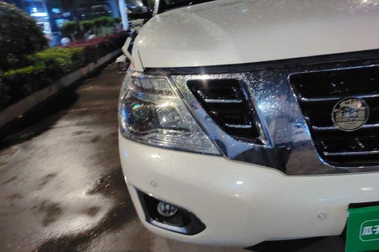 Used Nissan Patrol 2018 Y62 4.0 XE Middle East Right Front Headlight