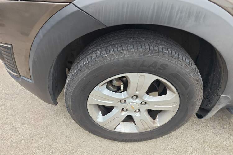 Used Chevrolet Captiva 2015 2.4L Two-Wheel Drive Urban Version 5 Seats