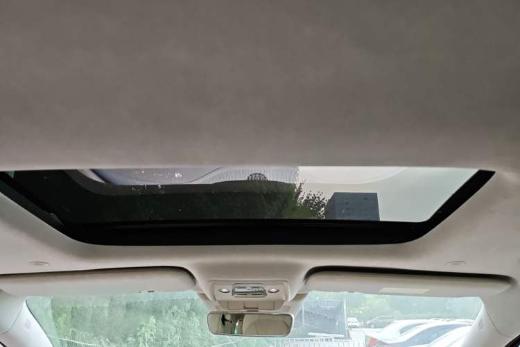 Used Denza D9 2022 DM-i 970 Four-Wheel Drive Flagship Model
