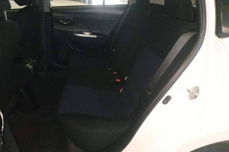 Used Toyota YARiS L Zhi Xuan 2015 1.5E Automatic Charm Edition