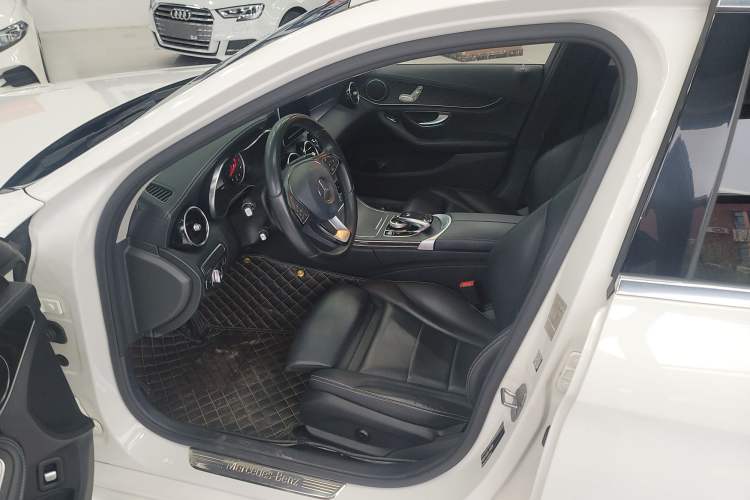 Used Mercedes-Benz C-Class 2018 C 180 L Fashion Edition Sport Version