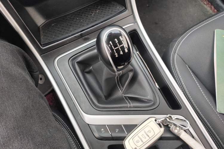 Used Geely Auto Vision X6 2018 1.8L Manual 4G Connect Luxury Edition