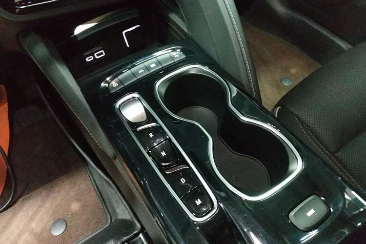 Used Buick Envision 2021 Encore Plus 652T 7-Seat Luxury Model
