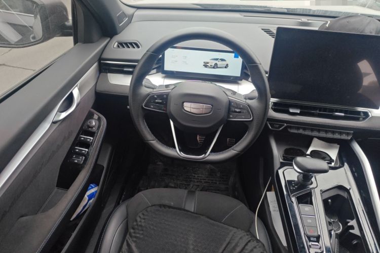 Used Geely Auto Preface 2025 Dongfang Yao 2.0TD Lanxing Edition Steering Wheel