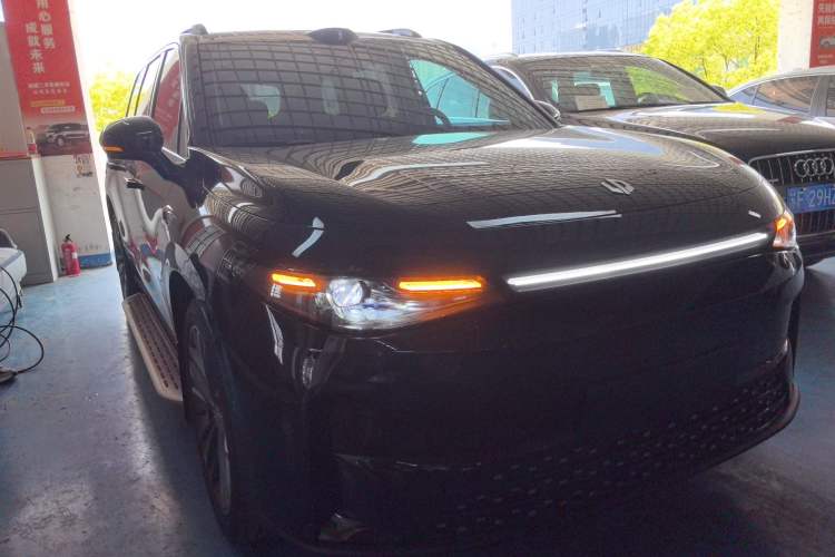 Used Leapmotor C16 2026 Extended-Range 280 LiDAR Zhizun Edition 5 Seats