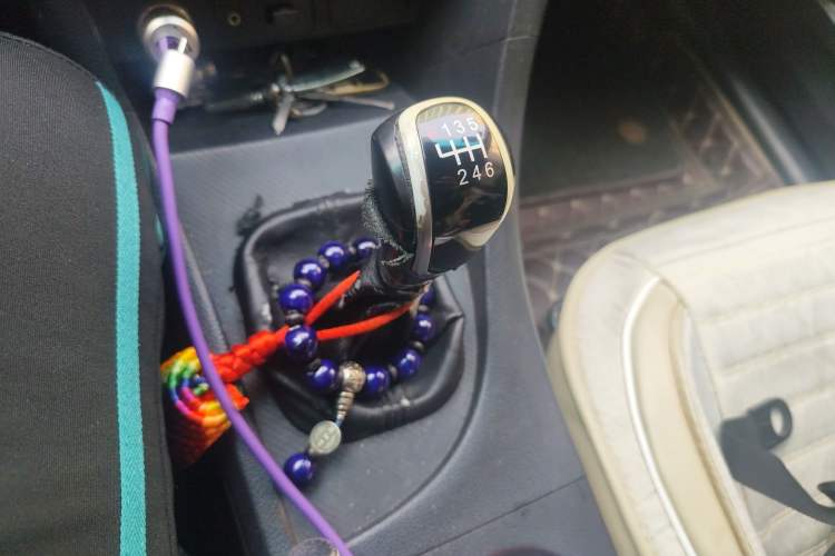 Used Haima Fumei 2015 1.6L Manual Prestige Model Gear Lever