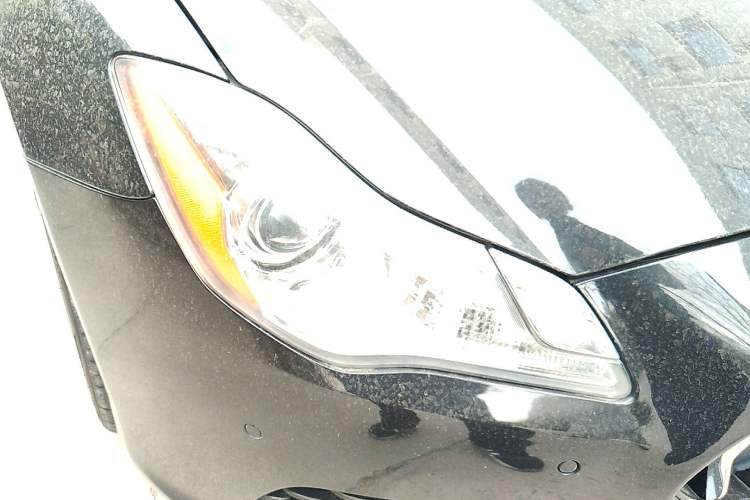 Used Maserati President 2013 3.0T Standard Model Right Front Headlight