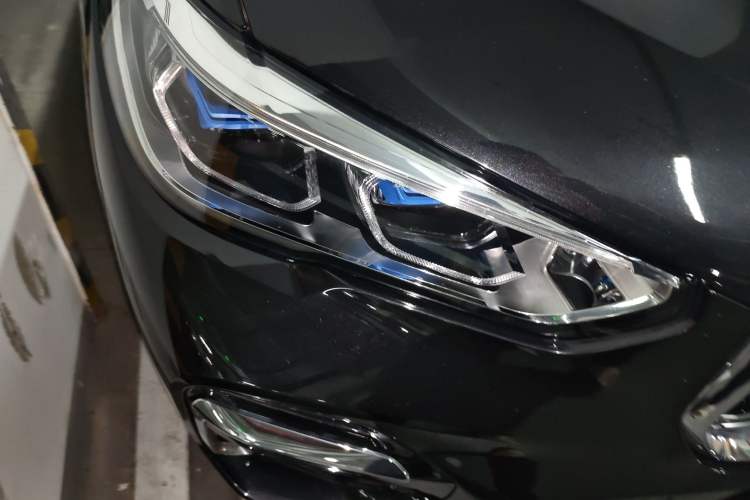 Used BMW X5 2022 Restyled xDrive 30Li Luxury Version M Sport Package
