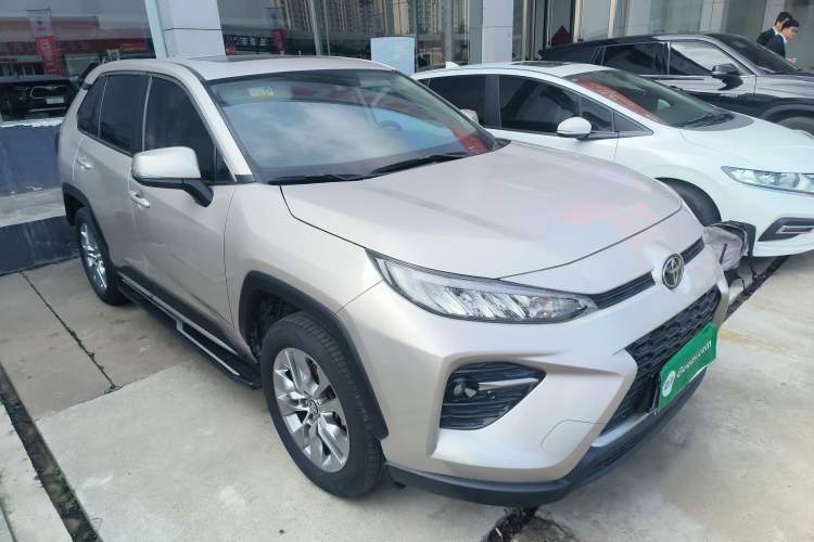 Used Toyota Wildlander 2020 2.0L CVT 4x4 Luxury Edition Front Right 45 Deg