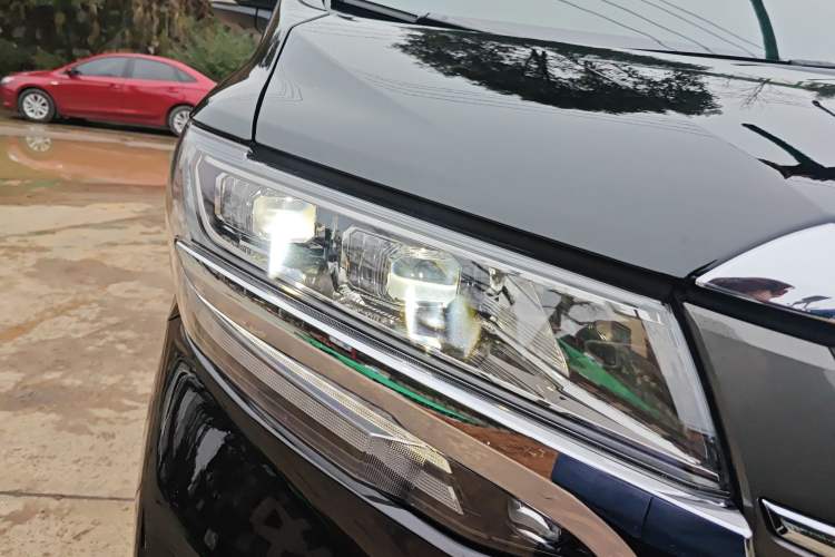 Used Toyota Alphard 2021 Dual-Engine 2.5L Prestige Edition