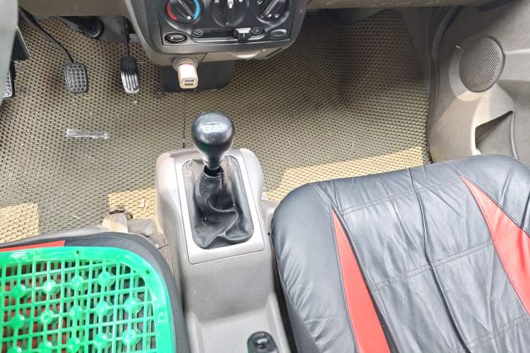 Used Wuling Rongguang 2011 1.2L Standard Version