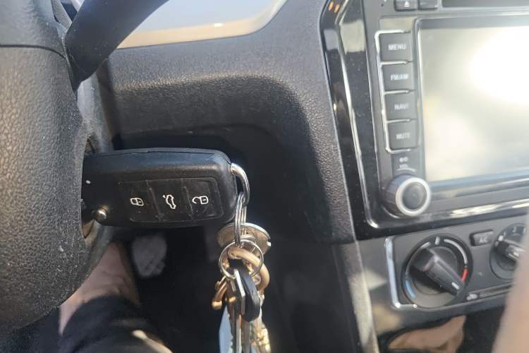 Used Volkswagen Jetta 2013 1.6L Manual Comfort Model