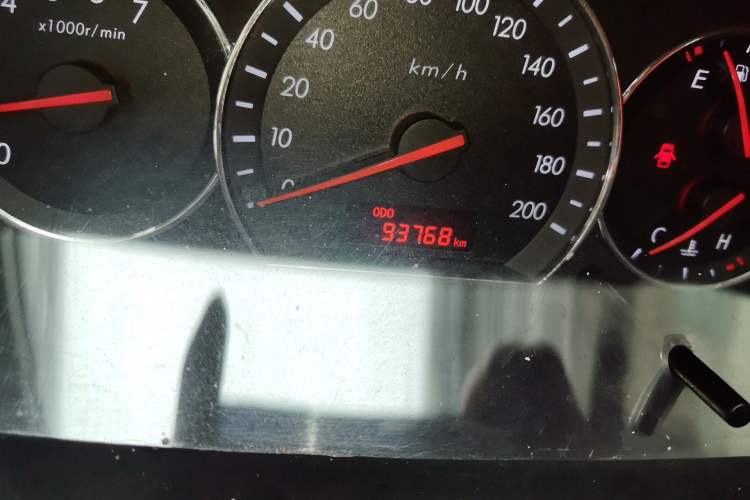 Used CHANGAN Alsvin V3 2012 1.3L Manual Luxury Version China IV Standard